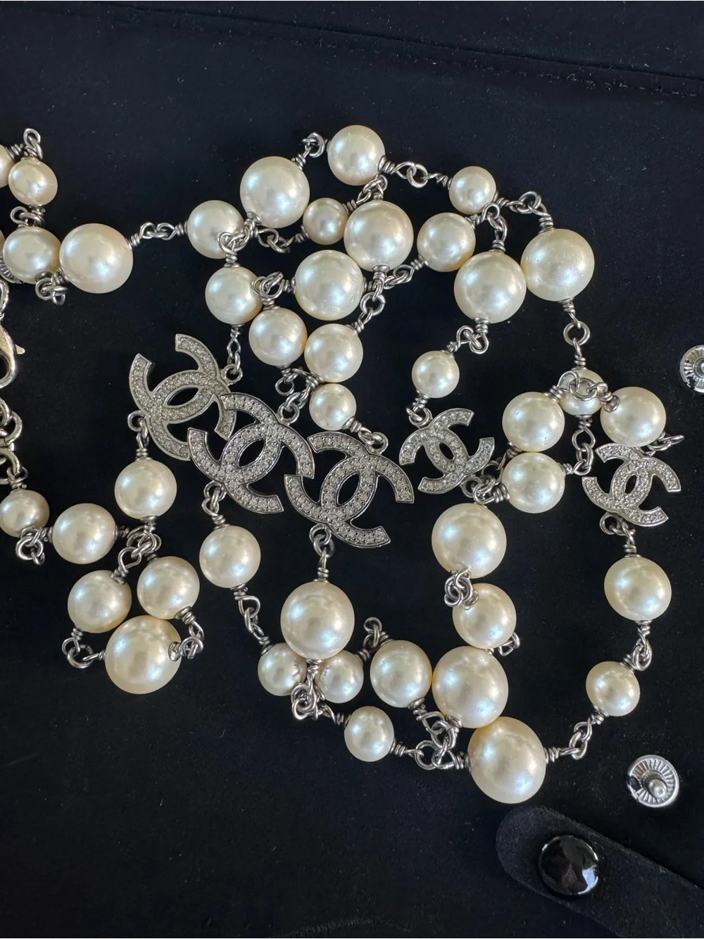 CHANEL long chain